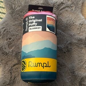 Rumpl Original Puffy Blanket - NWT